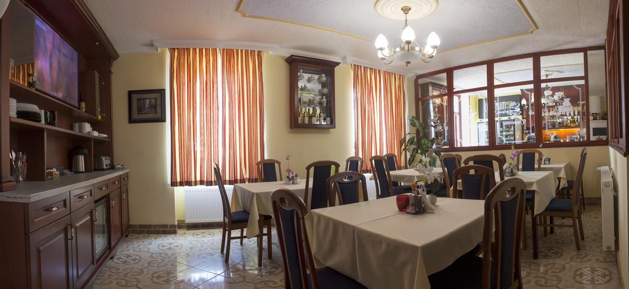 Centrum Panzio Szentendre Zewnętrze zdjęcie